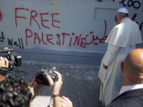 Pope Francis Prays at Israeli’s Bethlehem Wall Dividing Bethlehem from Jerusalem (Wall between Israel and State of Palestine)